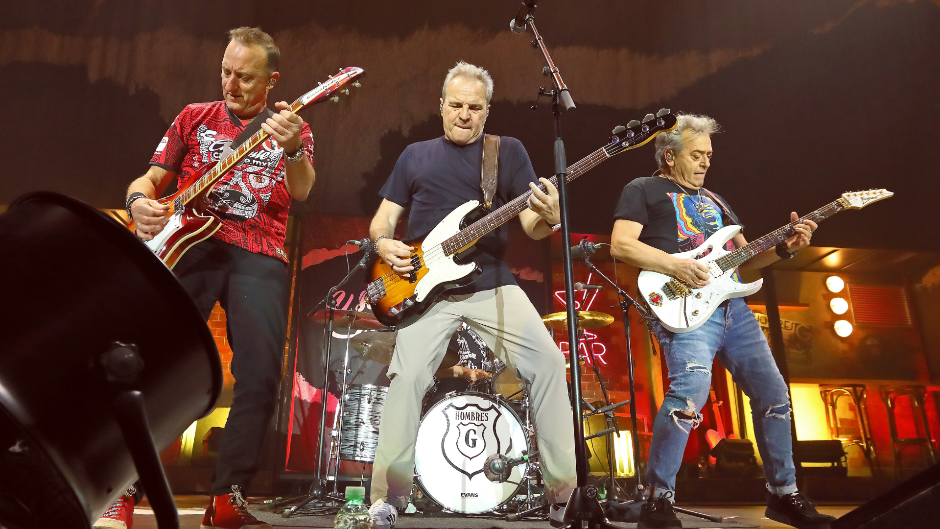 Hombres G presentan ‘Gilip*llas’, el primer adelanto de su próximo álbum